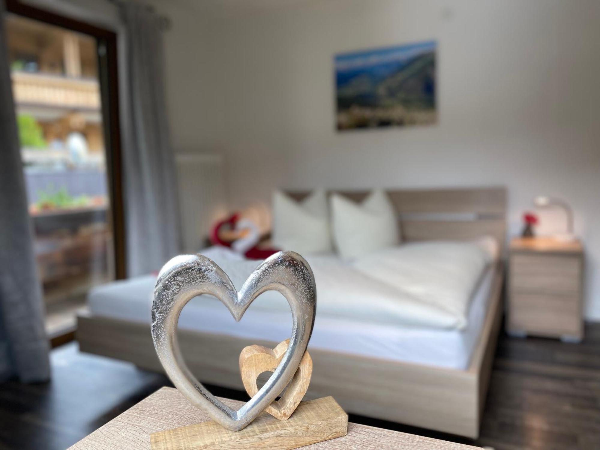 Pension Jagerhof - Sommercard Inkl - 5 Min Zum Hochzeiger Йерценс Экстерьер фото