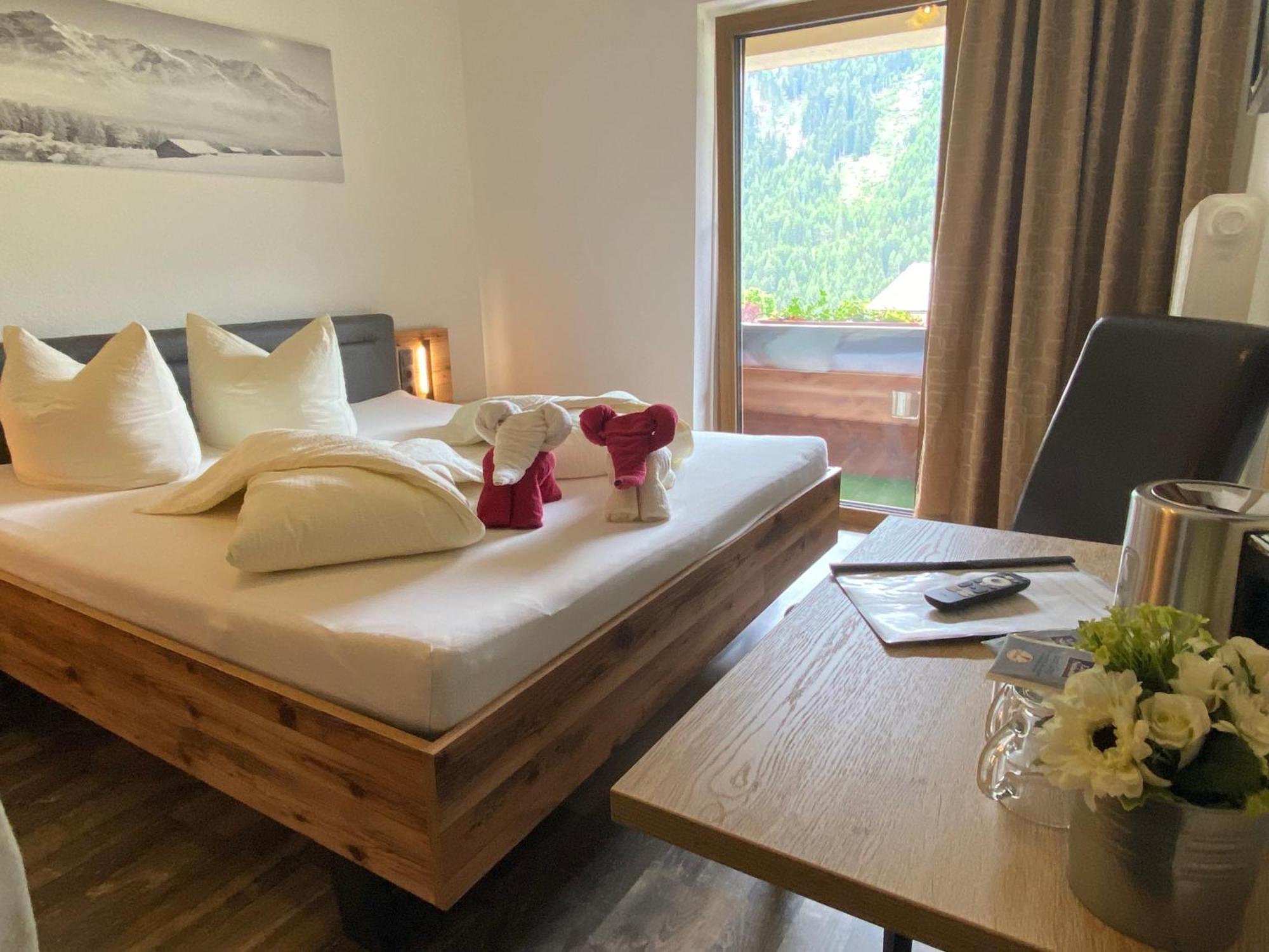 Pension Jagerhof - Sommercard Inkl - 5 Min Zum Hochzeiger Йерценс Экстерьер фото