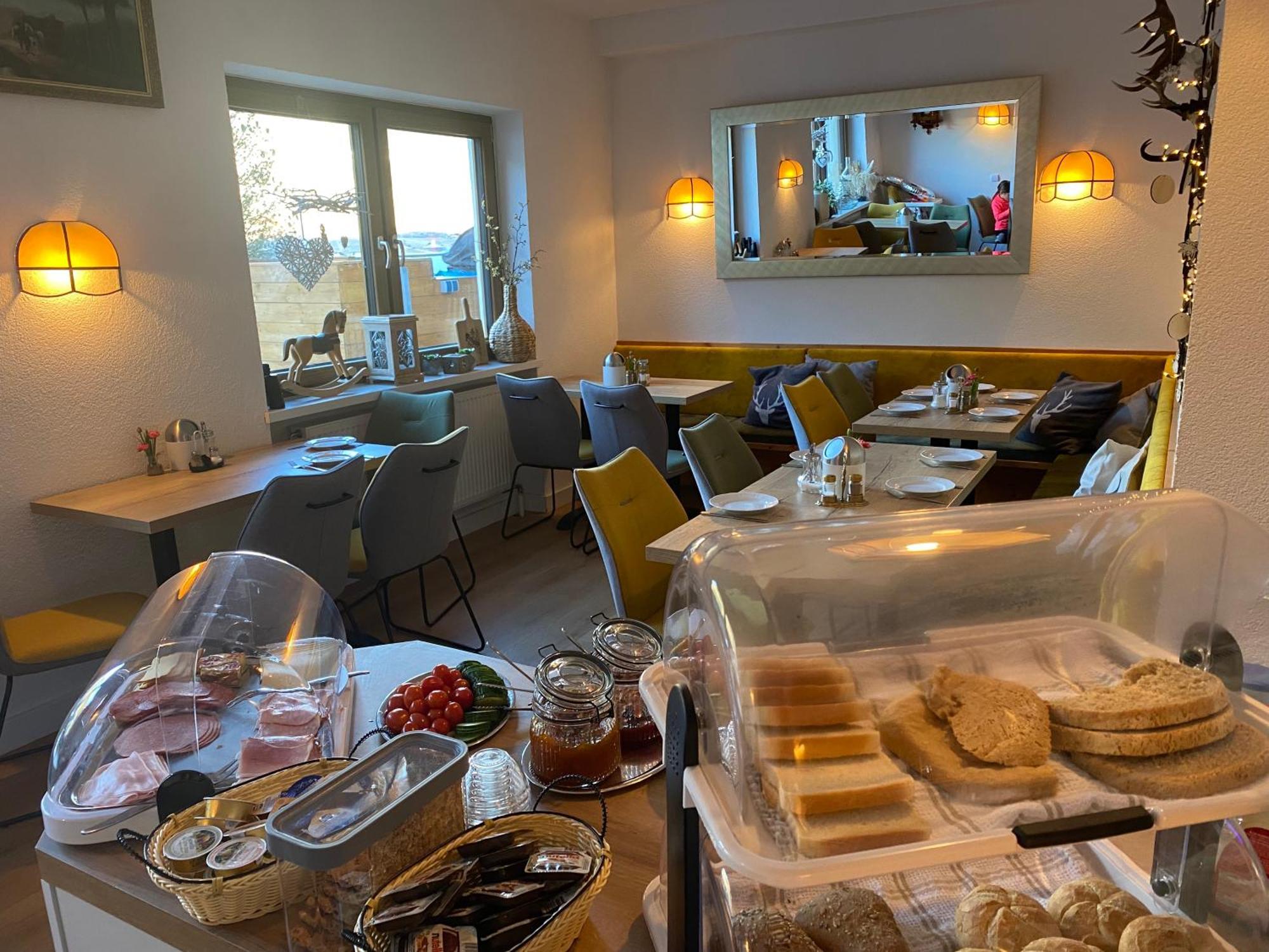 Pension Jagerhof - Sommercard Inkl - 5 Min Zum Hochzeiger Йерценс Экстерьер фото